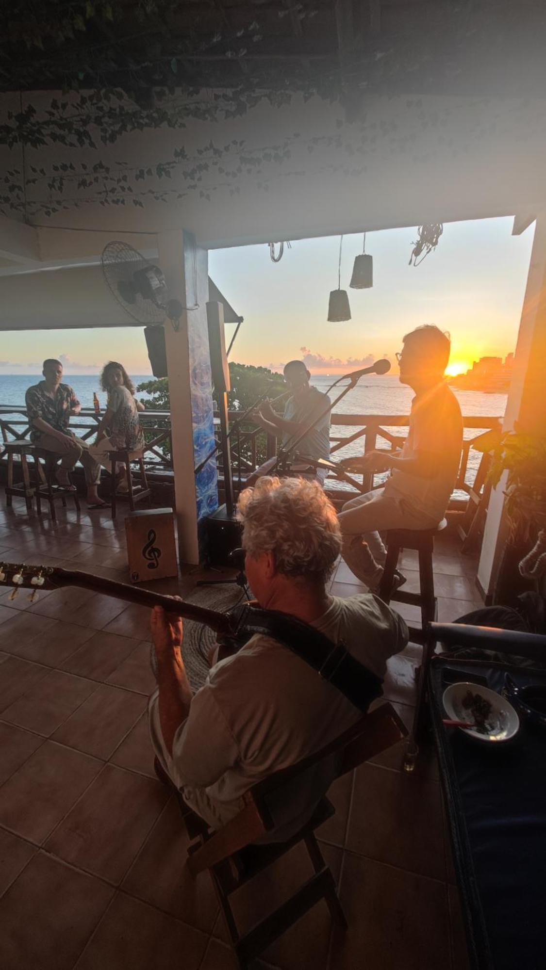Hostel Recanto Da Sereia ซัลวาดอร์ ภายนอก รูปภาพ
